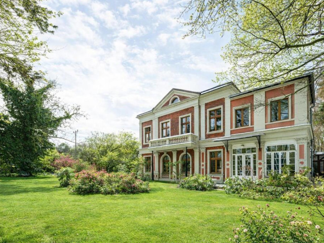 Nietuzinkowa willa po generalnym remoncie